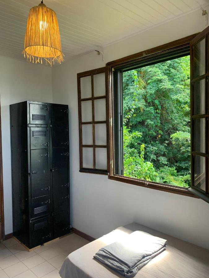 Top Hill Hostel- Martinique- Auberge Dortoir Trinite  Esterno foto